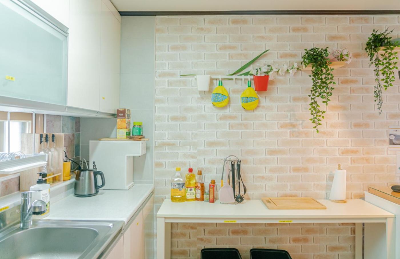 For Family Group, 4Min To Seoul Station Apartman Kültér fotó